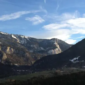 60m2 Entre Lac Et Montagne Appartement